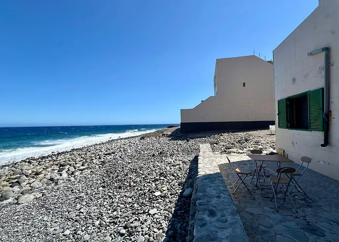 Apartment Cozy Front Of The Sea