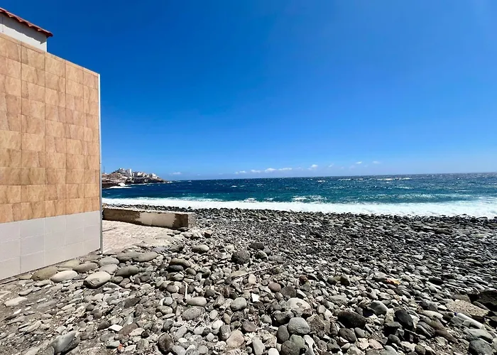 Apartment Cozy Front Of The Sea La Mareta