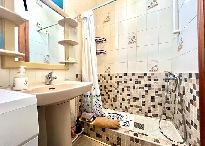 Cozy Front Of The Sea Apartment