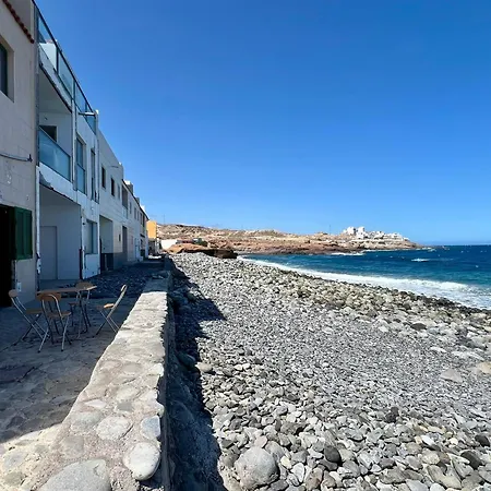 Cozy Front Of The Sea Apartment *