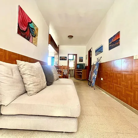 Cozy Front Of The Sea شقة