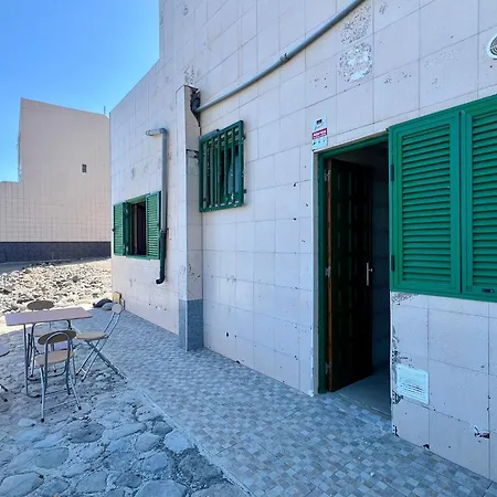 شقة Cozy Front Of The Sea *