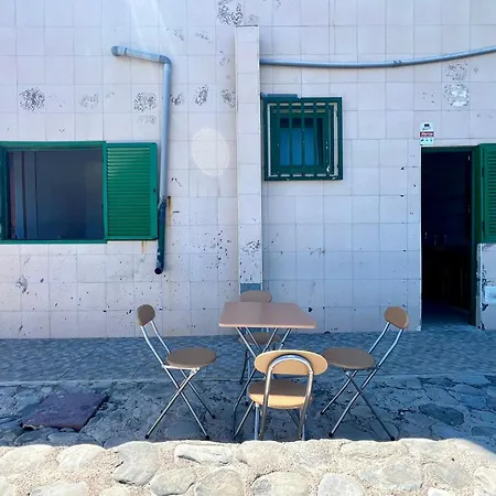 شقة Cozy Front Of The Sea