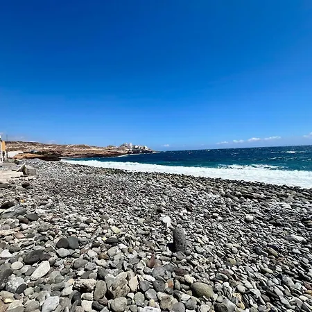 Cozy Front Of The Sea شقة